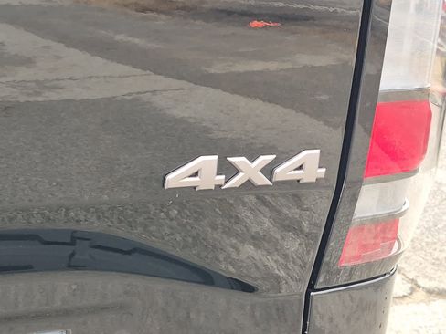 Used 2023 Nissan Frontier S w/ Technology Package image 20