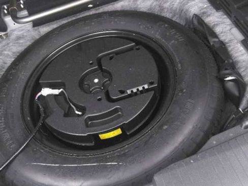 Used 2024 Nissan Rogue SV AWD/4WD image 4