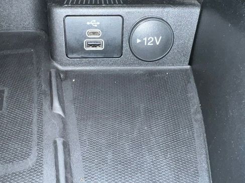 Used 2024 Ford Escape Platinum AWD/4WD image 16