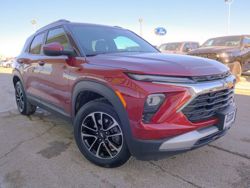 Used 2025 Chevrolet TrailBlazer LT image 13