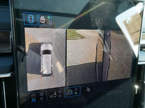 New 2026 GMC Yukon XL Elevation image 32