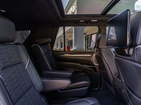 Used 2025 Cadillac Escalade V w/ LPO, Floor Liner Package image 26