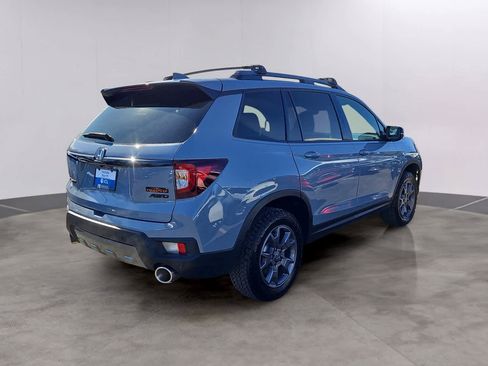 Certified 2024 Honda Passport TrailSport image 4