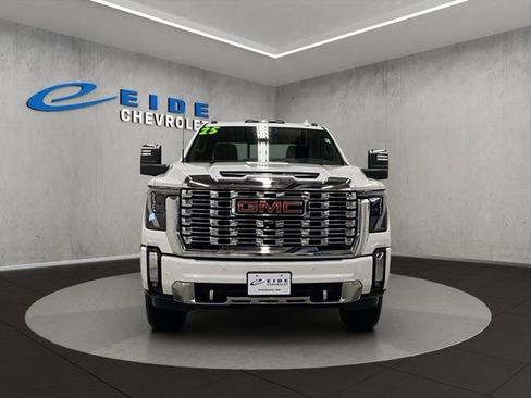 Used 2025 GMC Sierra 3500 Denali w/ Denali Reserve Package image 6