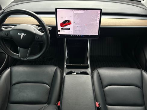 Used 2018 Tesla Model 3 Mid Range image 13