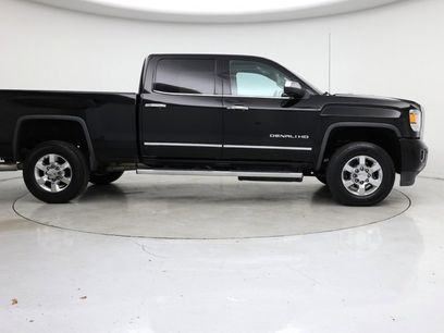 Used 2016 GMC Sierra 2500 Denali w/ Duramax Plus Package
