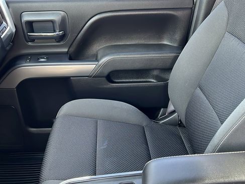 Used 2015 Chevrolet Silverado 2500 LT w/ LT Convenience Package image 20