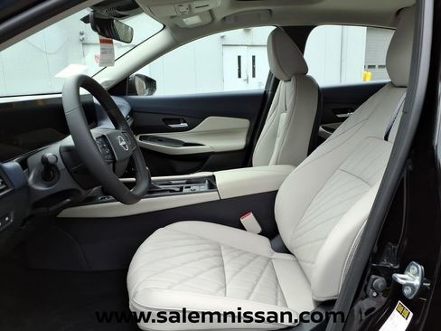 New 2026 Nissan Sentra SL w/ Floor Mat Package FWD image 9