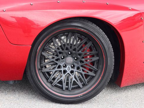 Used 2016 Dodge Challenger SRT Hellcat RWD image 16
