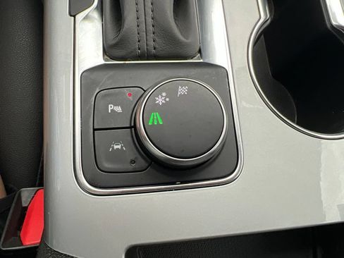 Used 2022 Chevrolet Blazer LT FWD image 29