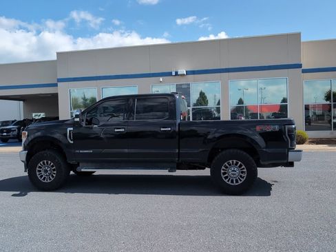 Used 2022 Ford F250 XLT w/ XLT Premium Package AWD/4WD image 8