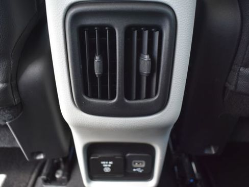 Used 2021 Jeep Compass Limited AWD/4WD image 35