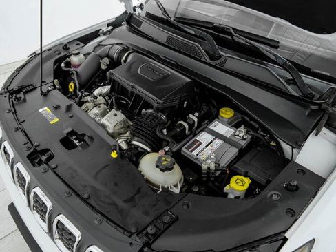 Used 2024 Jeep Compass Latitude AWD/4WD image 52
