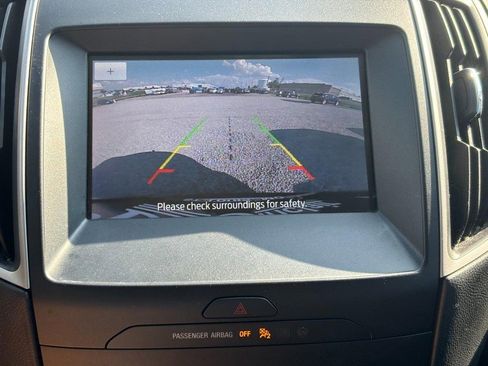 Used 2019 Ford Edge SEL w/ Equipment Group 201A FWD image 25