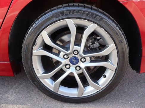 Used 2017 Ford Fusion SE w/ Equipment Group 201A image 42