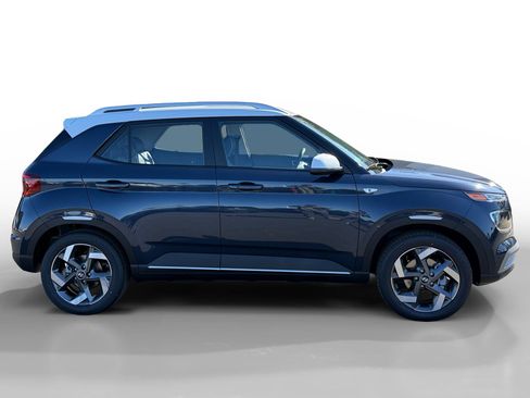 New 2026 Hyundai Venue SEL image 6