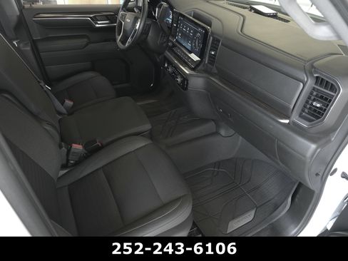 Used 2023 Chevrolet Silverado 1500 LT w/ Protection Package AWD/4WD image 35