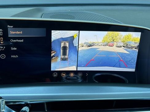 New 2026 Cadillac Lyriq Premium Luxury image 20