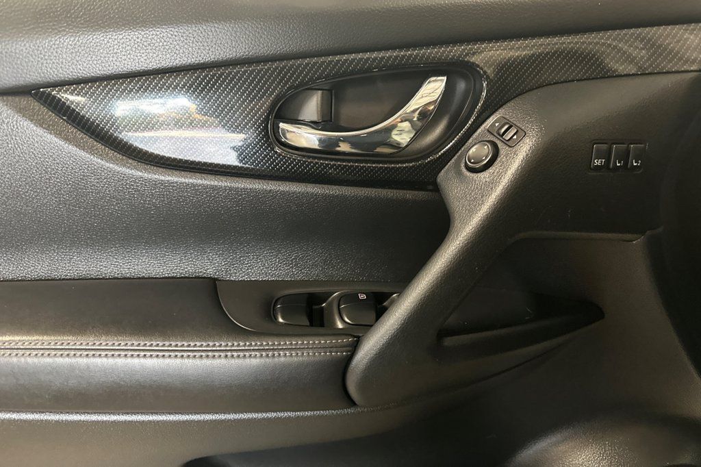 Used 2020 Nissan Rogue SL FWD image 14