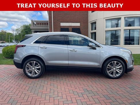 Used 2025 Cadillac XT5 Premium Luxury AWD/4WD image 7