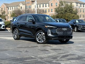 Certified 2025 Audi Q5 Premium w/ Convenience Package video 1