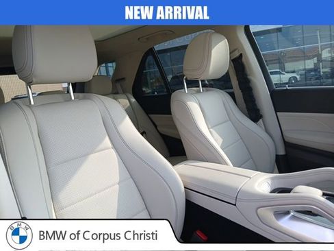 Used 2025 Mercedes-Benz GLE 450e 4MATIC image 18