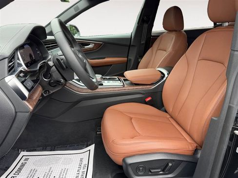 Used 2024 Audi Q8 Premium Plus w/ Premium Plus Package image 10