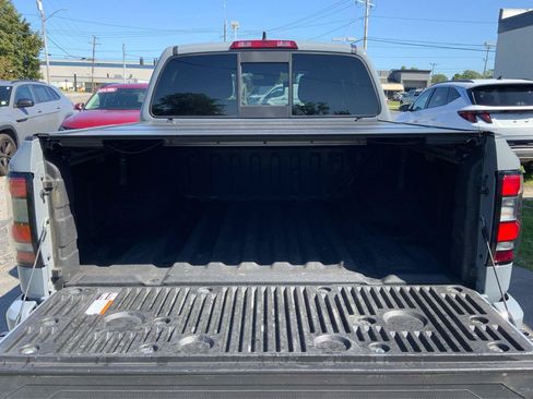 Used 2022 Nissan Frontier PRO-4X AWD/4WD image 12