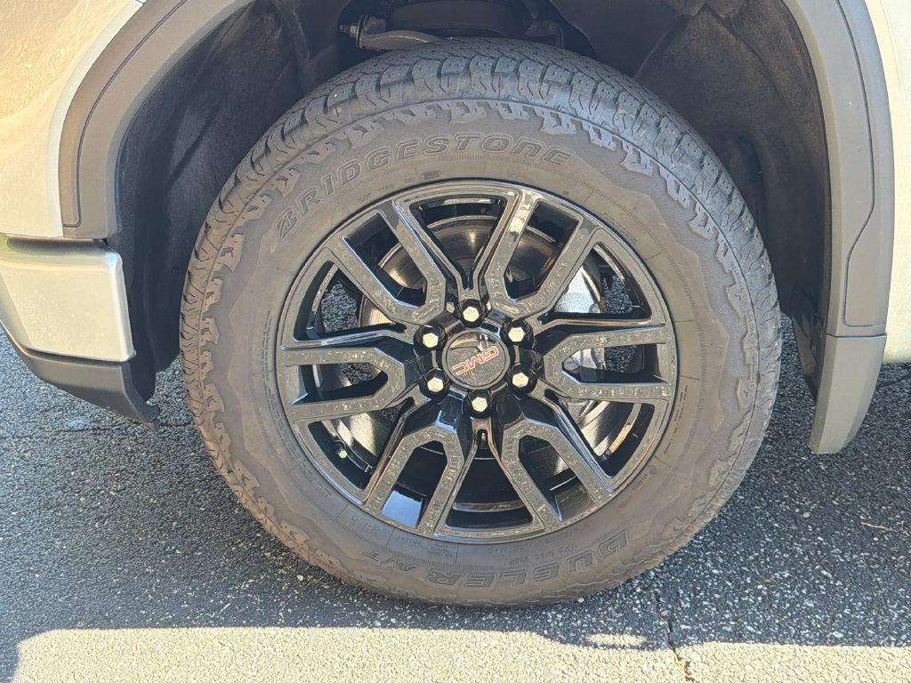 Used 2024 GMC Sierra 1500 Elevation AWD/4WD image 11