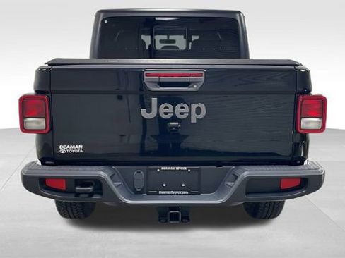 Used 2021 Jeep Gladiator Sport w/ Quick Order Package 24Q 80Th image 4