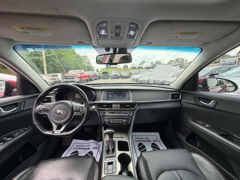Used 2018 Kia Optima SX w/ Technology Package FWD image 32