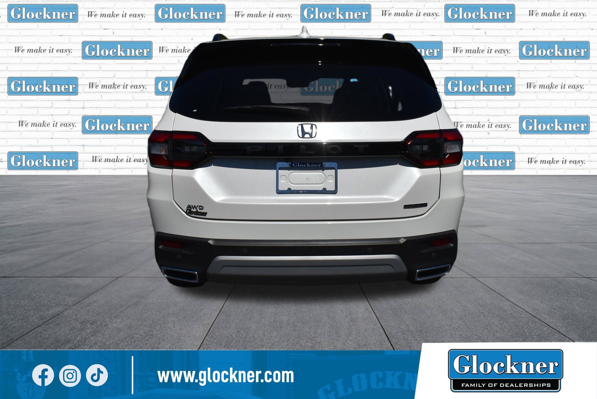 Used 2023 Honda Pilot Touring image 7