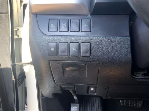 Used 2019 Toyota Highlander Limited AWD/4WD image 36
