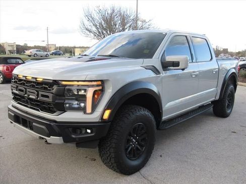 Used 2024 Ford F150 Raptor image 3