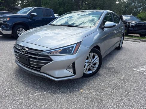 Used 2020 Hyundai Elantra SEL FWD image 2