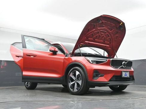 Used 2023 Volvo XC40 B4 Plus w/ Driver Assist Package FWD image 52