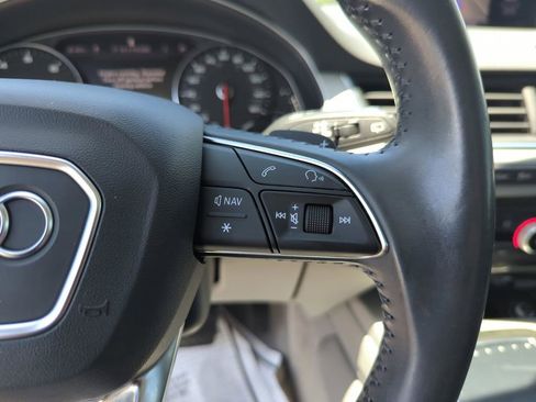Used 2018 Audi Q7 2.0T Premium Plus AWD/4WD image 38