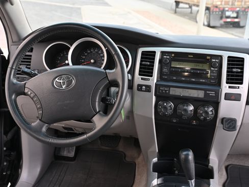 Used 2008 Toyota 4Runner SR5 RWD image 16
