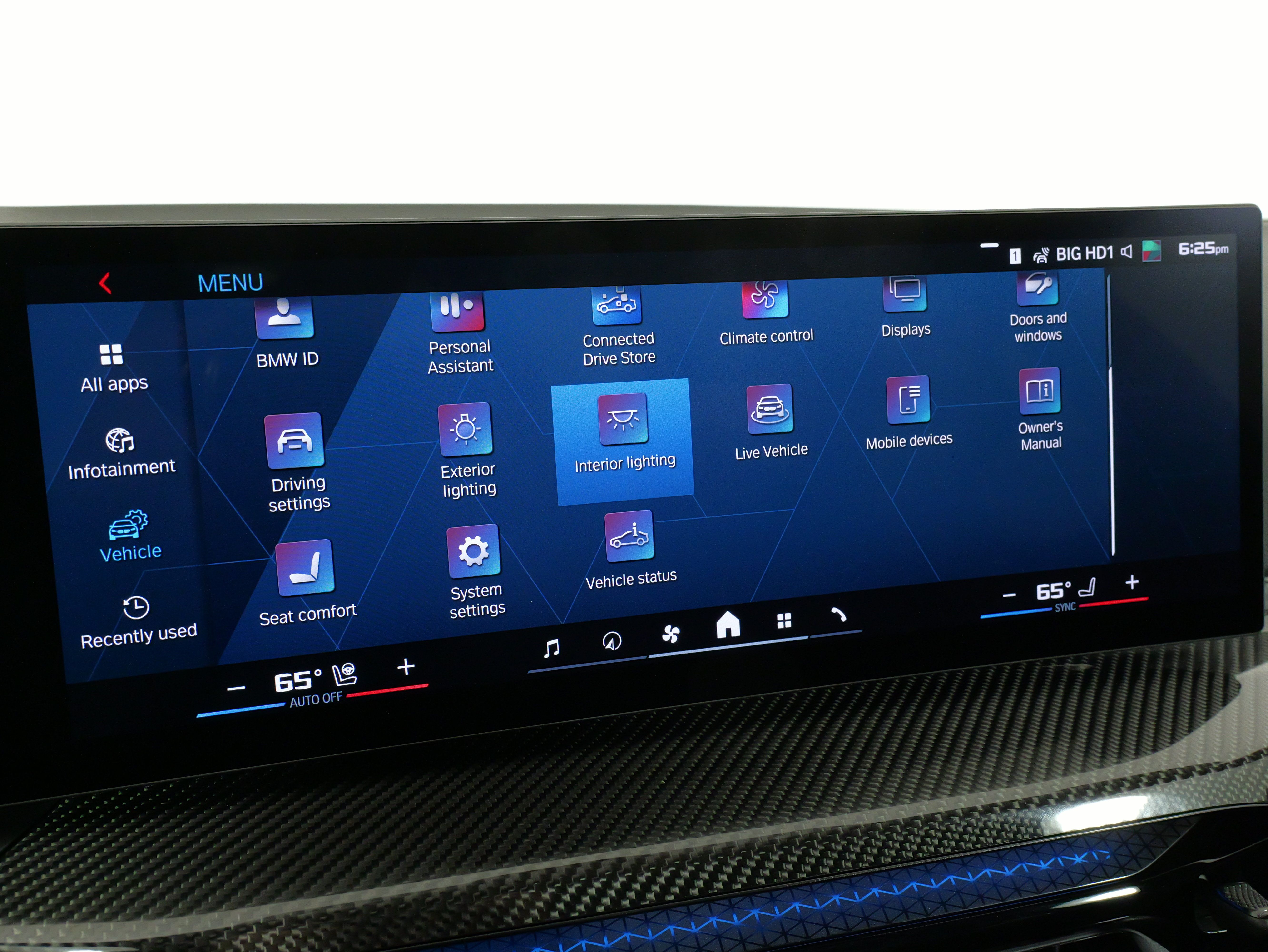 Used 2025 BMW M4 Coupe w/ M Carbon Exterior Package RWD image 64