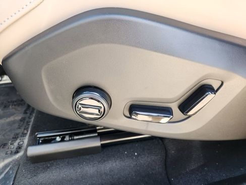 New 2026 Volvo XC60 B5 Plus w/ Protection Package Premier image 13