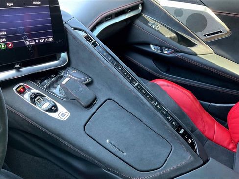 Used 2023 Chevrolet Corvette Stingray Premium Cpe w/ Z51 Performance Package RWD image 14