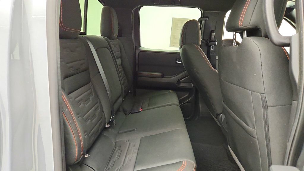 Used 2025 Nissan Frontier Pro-X RWD image 22