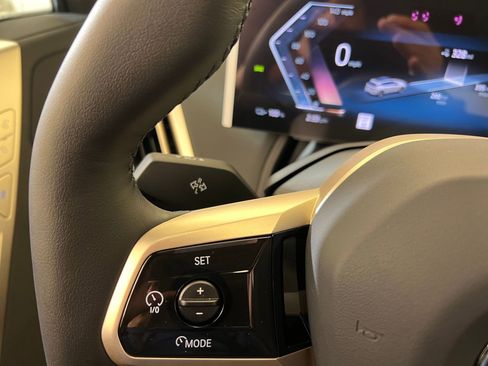 New 2026 BMW iX xDrive60 image 18