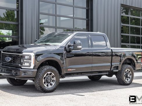 Used 2024 Ford F250 Lariat w/ Tremor Off-Road Package AWD/4WD image 2