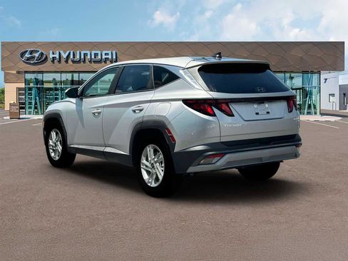New 2026 Hyundai Tucson SE image 6