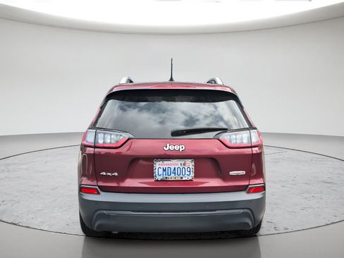 Used 2020 Jeep Cherokee Latitude Plus AWD/4WD image 4
