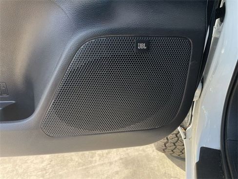 Used 2022 Toyota Tacoma Limited image 24