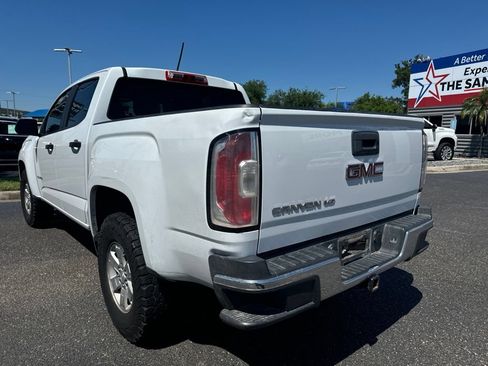 Used 2020 GMC Canyon 2WD Crew Cab w/ Convenience Package image 3