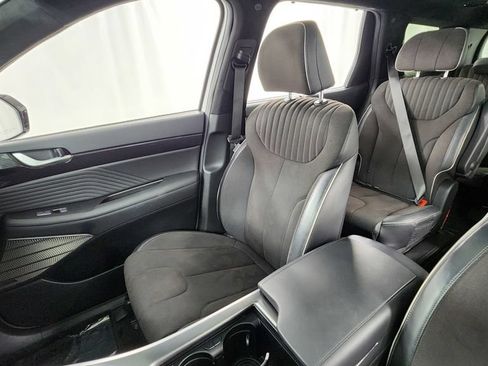 Used 2025 Hyundai Palisade Calligraphy AWD/4WD image 13
