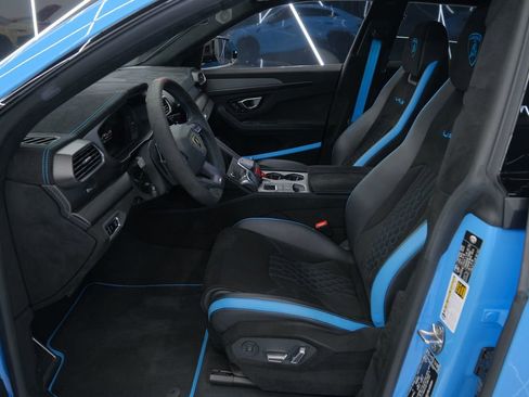 Used 2024 Lamborghini Urus Performante AWD/4WD image 18